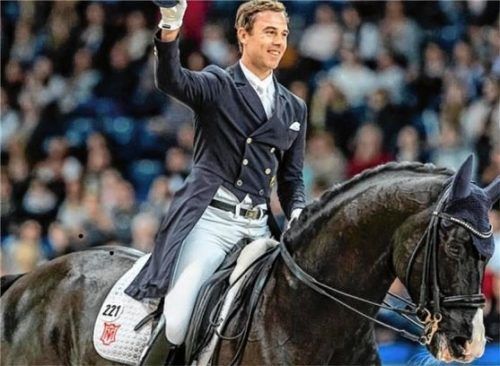 Der Aubenhausener Benjamin Werndl hatte noch einmal allen Grund zur Freude.