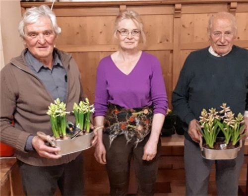 Die geehrten Mitlieder (von links) Josef Siferlinger, Petra Murner und Felix Blank. Es fehlt Paul Arnold (erkrankt). Foto Stübl