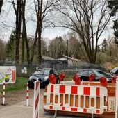 Gangsteig: „Straßensperre“ steht