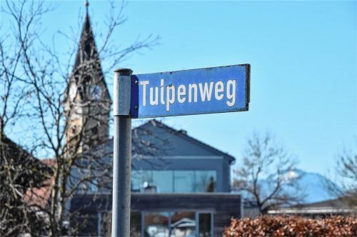 Knapp 2,5 Millionen Euro gibt die Gemeinde Stephanskirchen 2019/20 für Grunderwerb und Erschließung am Tulpenweg in Schloßberg aus.Fotos Schlecker