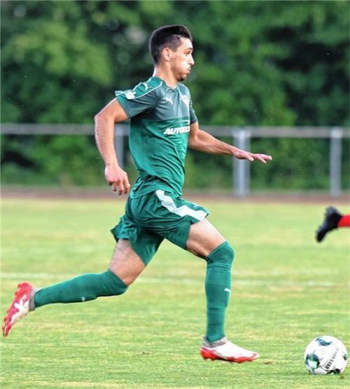 Mit großen Schritten in Richtung Klassenerhalt soll es für Egehan Caner und den SBR ab heute gehen. Foto  Ziegler