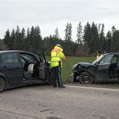 Mann (78) stirbt bei Frontalzusammenstoß