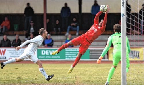Sechziger-Stürmer Danijel Majdancevic, der gegen Heimstetten mit einer „Torhüterparade“ im Strafraum glänzte und dafür die 5. gelbe Karte erhielt, ist heute gesperrt. Foto  Ziegler