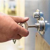 Sex mit Messer erzwungen?