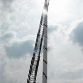 Maibaum-Kontrolle in luftiger Höhe