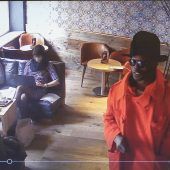 Rabiater Auftritt im Kaffeehaus