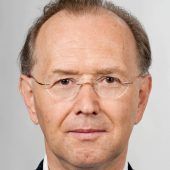 Gurgeln mit Salzwasser: Was bringt das?