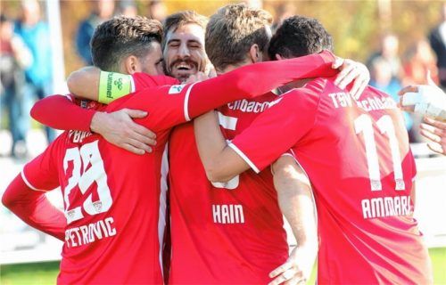 Aleks Petrovic, Christian Brucia, Maxi Hain, Sammy Ammari und Co. wollen heute auch gegen Bayern II jubeln.Foto Buchholz