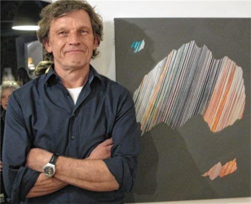 Arbeitet mit kräftigen Farben: Franz W. Pichler. Foto Heuser