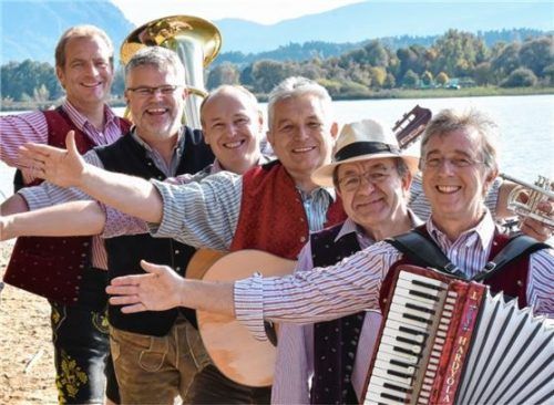 „Bienvenidos“: Am 9. und 10. April stellen sich „Cubaboarische Tradicional“ mit zwei Konzerten vor. Foto re