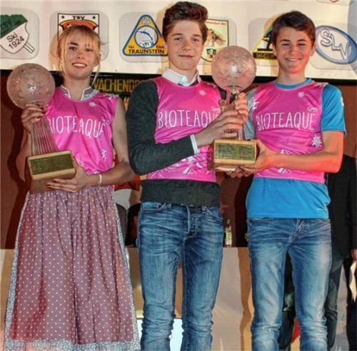 Die Gesamtsieger: Julia Kink (WSV Aschau), Elias Seidl (SC Ruhpolding) und David Holz (SC Vachendorf).Foto Huber