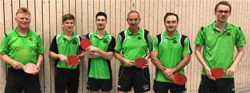 Die Mannschaft des TuS Bad Aibling III schaffte über die Relegation den Aufstieg in die Landesliga. Foto Erlich