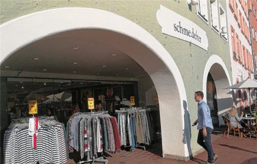 Es geht weiter: Die Inhaber des Mühldorfer Modehauses Schmederer hoffen nach Eröffnung des Insolvenzverfahrens in Eigenverwaltung, die Restrukturierung zügig voranzubringen. Fotos enzinger