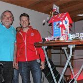 Sogar die „Blauen“ gratulieren