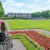 Zwei Broschüren – ein Ziel