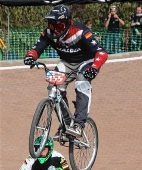 Patrick Rohrmüller vom Maloja-BMX-Team wurde jeweils Vierter bei zwei Euroläufen in Verona.Foto Meyer