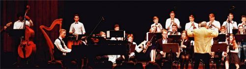 Temperamentvoller Ausklang: Den Schlusspunkt der Konzerte setzte die Big Band unter Leiter von Wolfgang Gahabka.