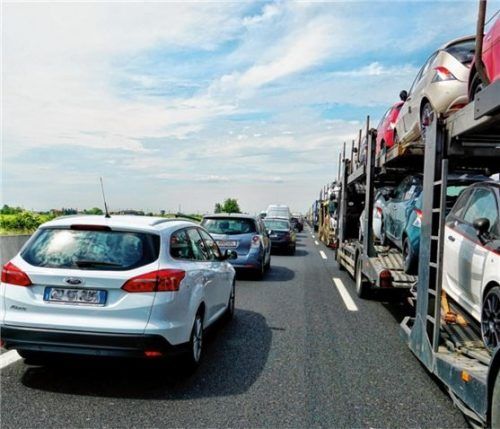 Viele Staus ließen sich durch einfache Regeln verhindern.