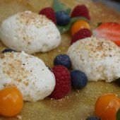 Heute: Topfenschaum mit Beeren-Variation & Ochsengurgel gefüllt mit Spargel-Espuma