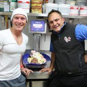 100 Kugeln Eis in einer halben Stunde