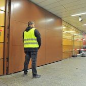 Warum am Stachus Gelbwesten stehen