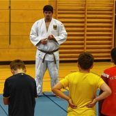 Pauline-Thoma-Schüler lernen Judo kennen
