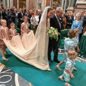Hochzeitsglocken läuten für Prinz Peter und Gräfin Helena