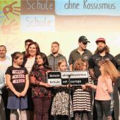 Bunt und fröhlich gegen Rassismus