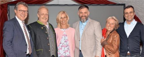 Der neue Vorstand der Bad Endorfer CSU (von links): Klaus Stöttner, Wolfgang Kirner, Stefanie Willimayer, Johann Webersberger, Bettina Scharold, Alois Loferer. Foto re