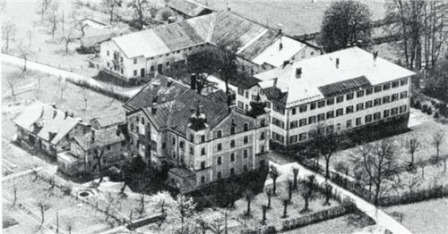Die BGS Liegenschaft im Ortsteil Ströbing im Originalbestand – eine Aufnahme von 1968.
