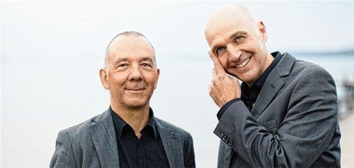 Hugo Siegmeth (rechts) und Axel Wolf verbinden, was eigentlich nicht zusammengehört. Foto  re