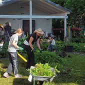 „Himmel schickt Helfer“ für Bibelgarten