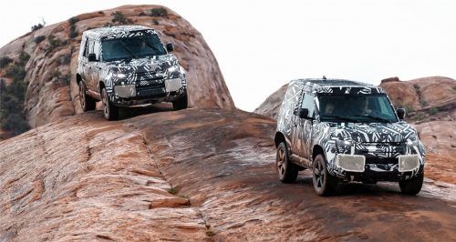 Prototypen des Land Rover Defender müssen im rauen Gelände harte Bewährungsproben bestehen. Foto Auto-Medienportal.Net/Land Rover