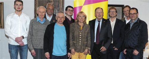 Will für die Europawahlen Gas geben: Die neu zusammengesetzte FDP-Vorstandschaft.Foto re