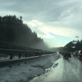 Gewitter walzt über Oberbayern