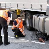 Wieder Unfall im toten Winkel