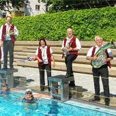 Schwimmen im Dreivierteltakt