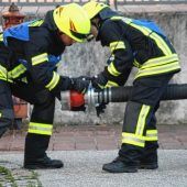 Feuerwehrler bestehen Leistungsprüfung