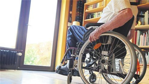 Barrierefreie Wohnungen müssen bestimmte Kriterien erfüllen – nicht immer ist das gegeben. Foto dpa/brichta