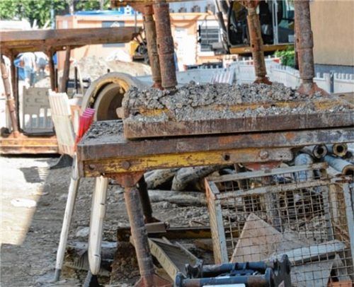 Baustelle Samerstraße: Der provisorische Kanal wurde durch den Hauptkanal ersetzt.