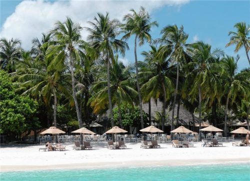 Der Strand des Sun Siyam Iru Fushi liegt versteckt im nördlich gelegenen Noonu Atoll. Foto Kregel