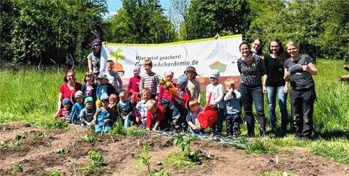 Ernten bald ihr eigenes Gemüse: die Naturgruppe vom Haus für Kinder. Foto re