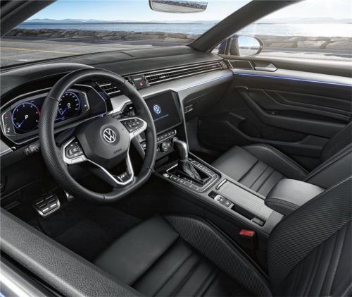 Innen schick: der Volkswagen Passat Variant R-Line.Foto Auto-Medienportal.Net/Volkswagen