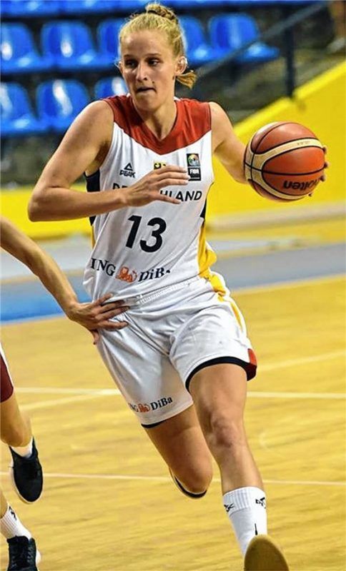 Nationalspielerin Leonie Fiebich will sich kommende Saison in Wasserburg weiterentwickeln.Foto Brüning
