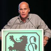 Reisinger bleibt 1860-Präsident