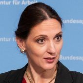 Schlammschlacht in der Arbeits-Agentur