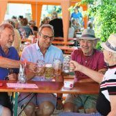 Gute Stimmung beim Biwak der KSK