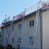 Jetzt ist die Sonne am Zug: An der Farrenpointstraße ist die größte städtische Fotovoltaikanlage installiert worden