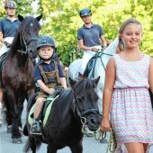 Zwei Schläge und das Sommerfest in Aschau war eröffnet: Jetzt wird bis Montag gefeiert