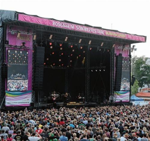 Am ersten Abend heizte „Sweet“ den Besuchern im Mangfallpark ein. Foto Hahn